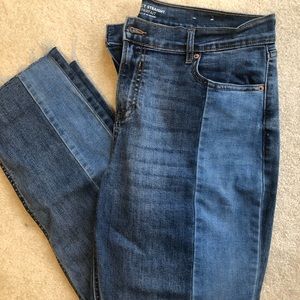 Old navy jeans mid rise straight leg. size 14